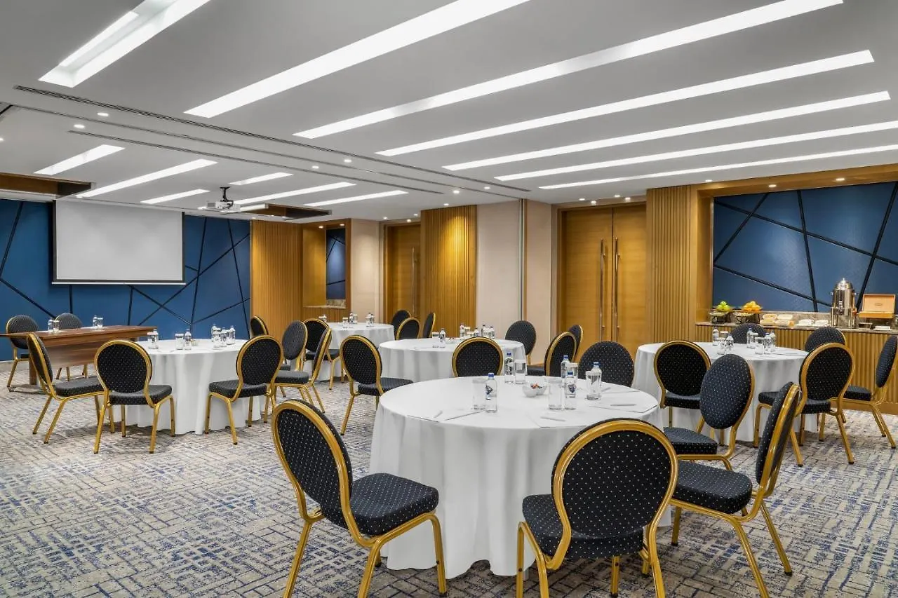 Crowne Plaza Florya Istanbul By Ihg Hotel 5*,
