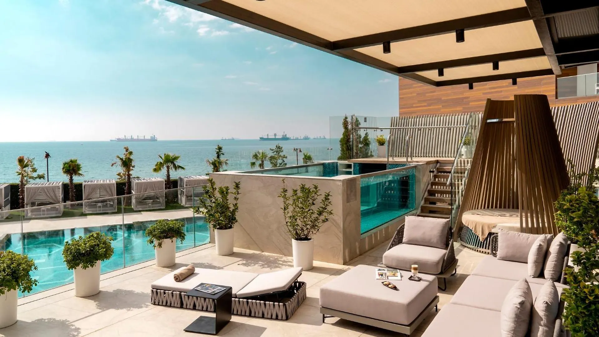 Crowne Plaza Florya Istanbul By Ihg Hotel 5*,